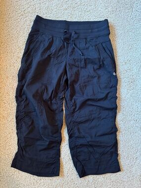 Lululemon Studio Crop Pant size 6